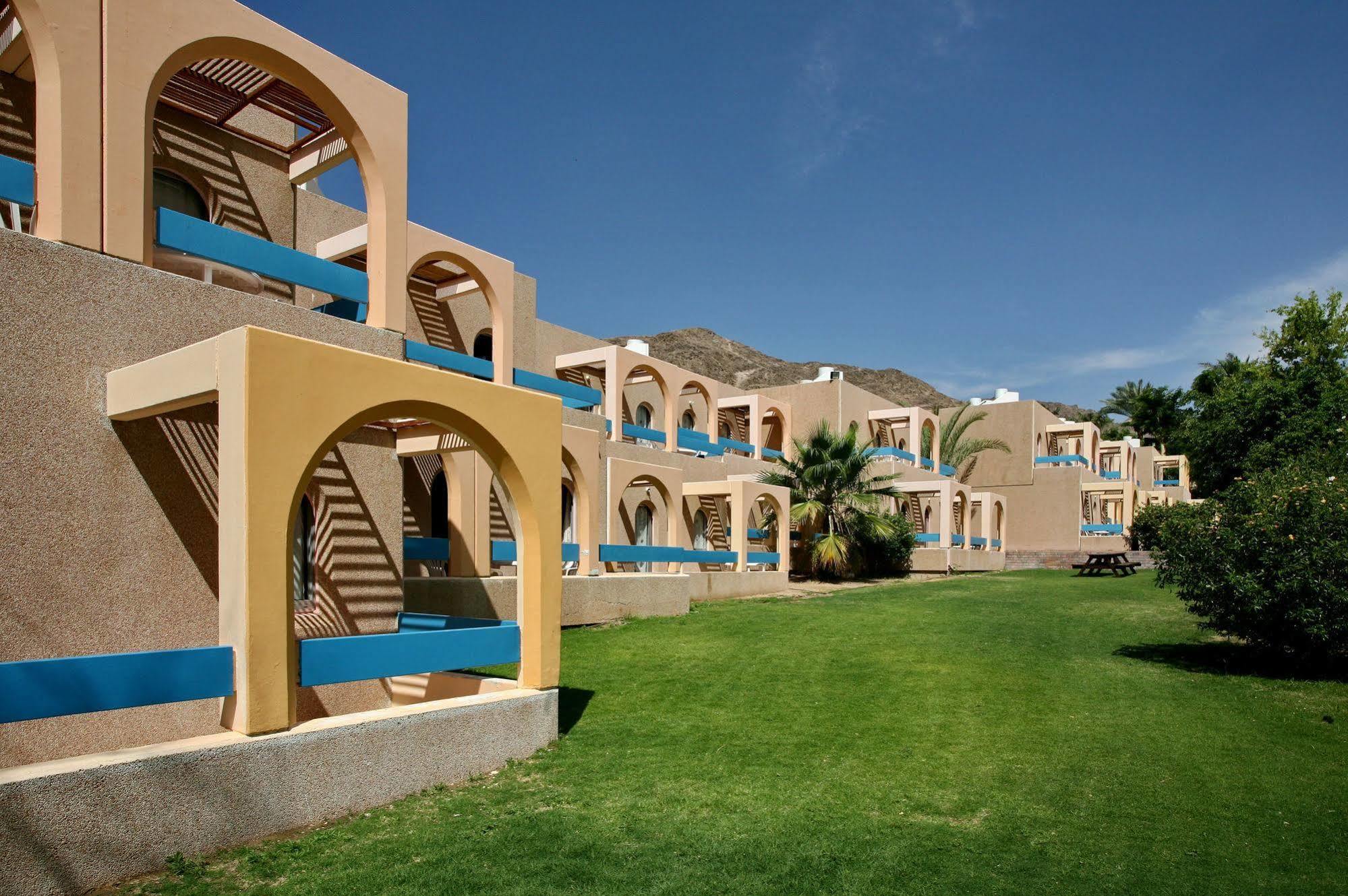Club In Eilat - Coral Beach Villa Resort Luaran gambar