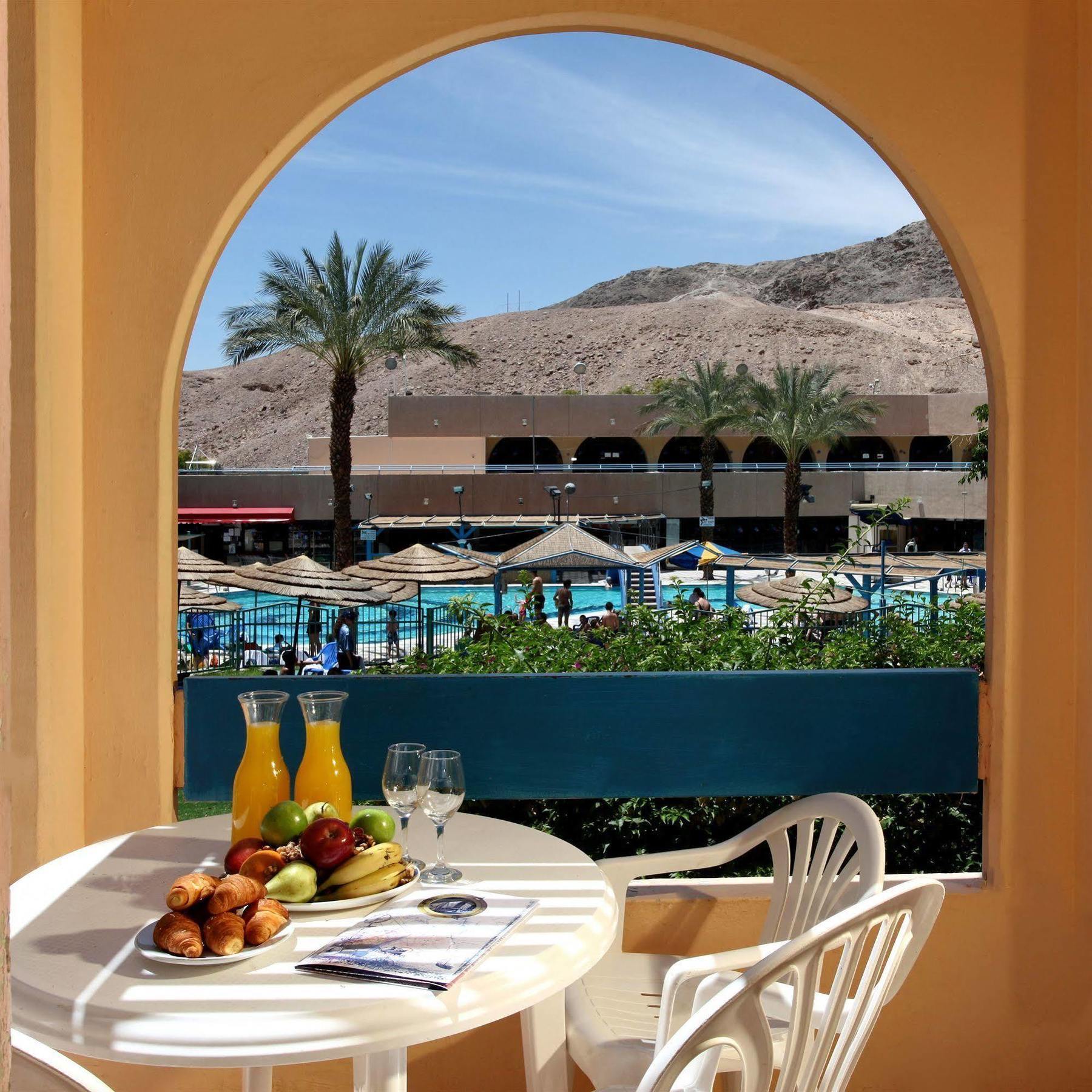 Club In Eilat - Coral Beach Villa Resort Luaran gambar